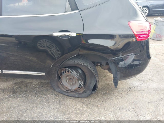 JN8AS5MT6FW669349 Nissan Rogue Select S