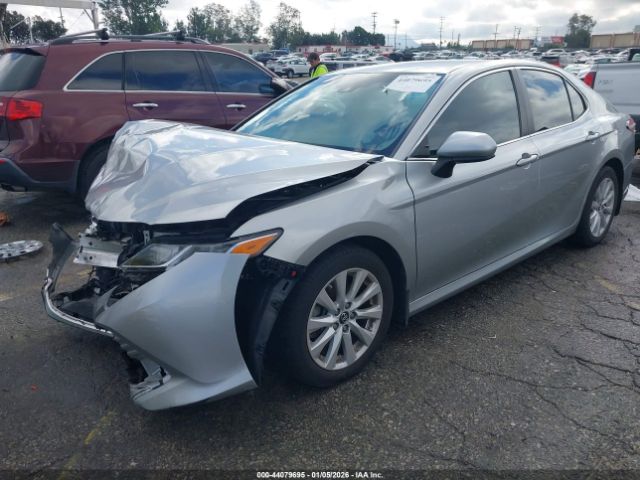 2018 TOYOTA CAMRY 4T1B11HKXJU081385 Photo 1