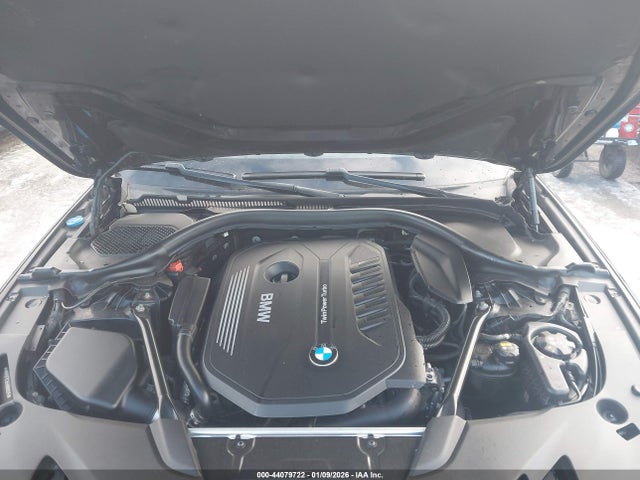 WBAJE7C35HG889995 BMW 540i Xdrive