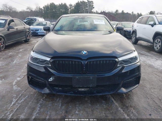 WBAJE7C35HG889995 BMW 540i Xdrive