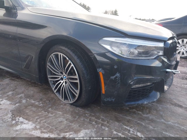 WBAJE7C35HG889995 BMW 540i Xdrive