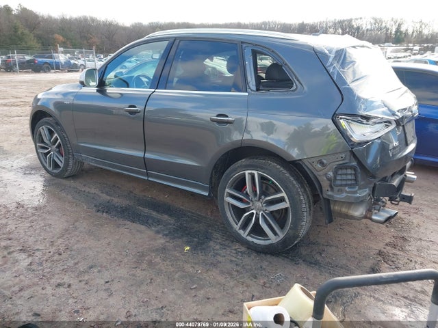 2017 AUDI SQ5 WA1CCAFP3HA005188 Photo 2