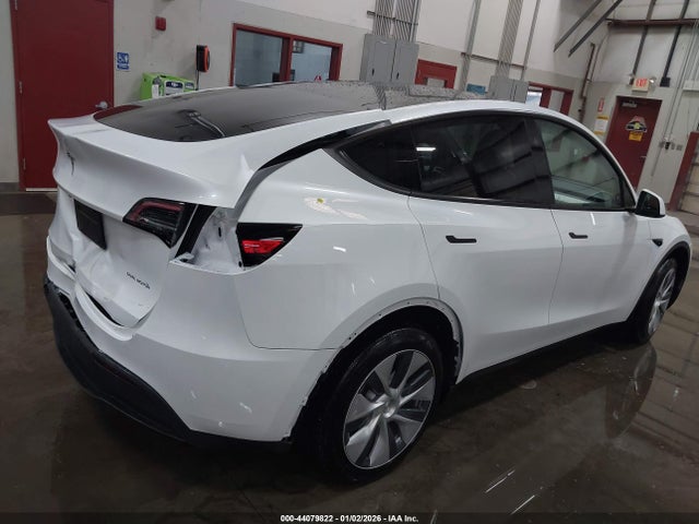 2023 TESLA MODEL Y 7SAYGDEE5PA147520 Photo 3