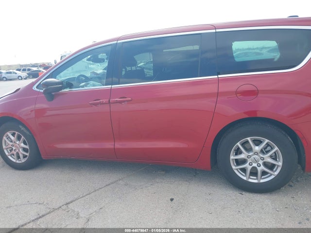 2C4RC1BG7SR556247 Chrysler Pacifica Select