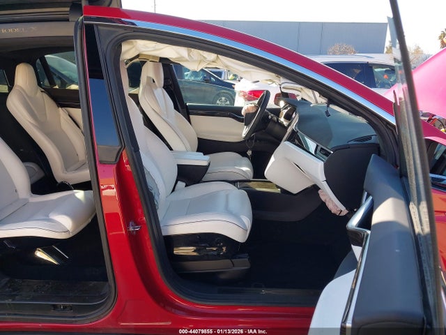 5YJXCBE25GF013298 Tesla Model X 60d/70d/75d/90d/p100d