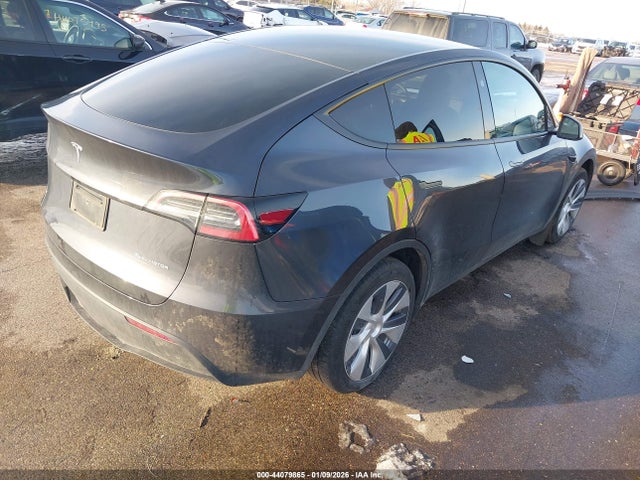 2024 TESLA MODEL Y 7SAYGDEE1RA226024 Photo 3