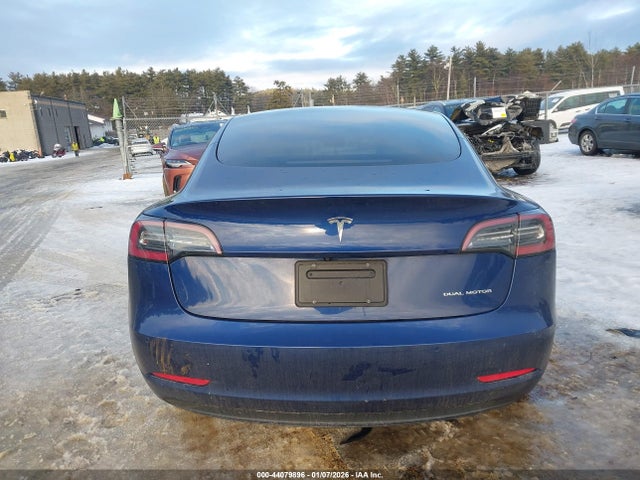 44079896 :رقم المزاد ، 5YJ3E1EB9MF902815 vin ، 2021 Tesla Model 3 Long Range Dual Motor All-wheel Drive مزاد بيع