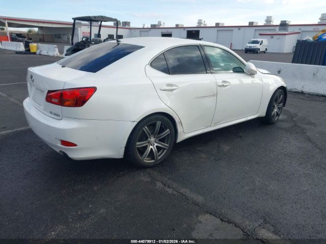 2006 LEXUS IS 350 JTHBE262X62001957 Photo 3