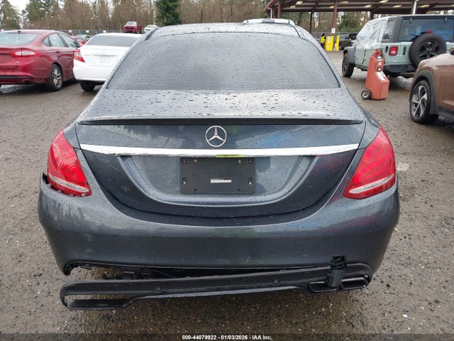 55SWF4JB5FU077424 Mercedes-Benz C 300 Sport