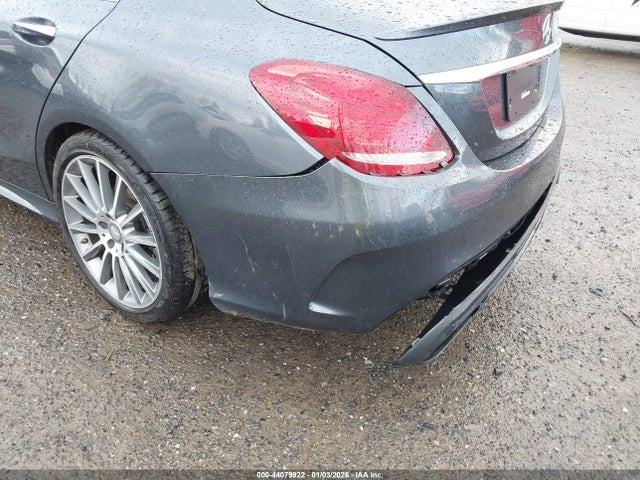 55SWF4JB5FU077424 Mercedes-Benz C 300 Sport