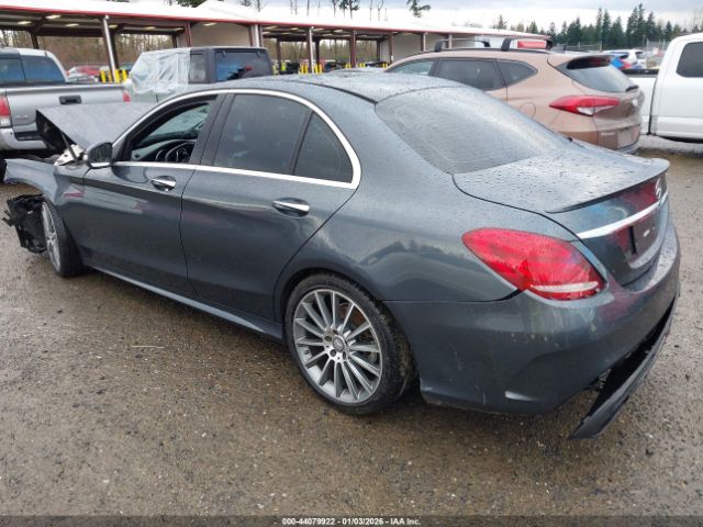 2015 MERCEDES-BENZ C 300 55SWF4JB5FU077424 Photo 2