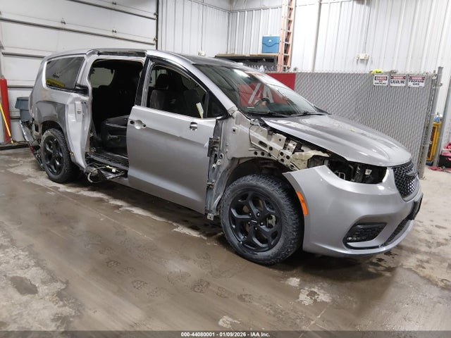 2021 CHRYSLER PACIFICA HYBRID 2C4RC1R7XMR514115