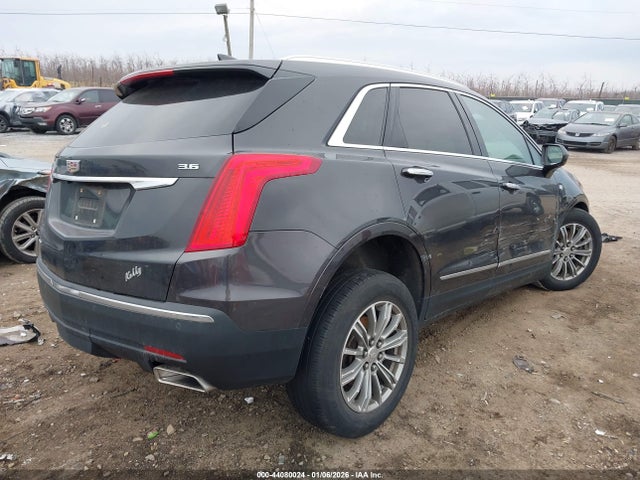 2017 CADILLAC XT5 1GYKNDRSXHZ214551 Photo 3