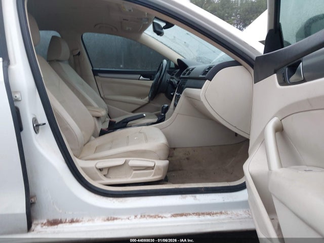 2014 VOLKSWAGEN PASSAT 1VWBS7A30EC114636 Photo 4