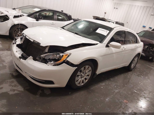 2013 CHRYSLER 200 1C3CCBAB2DN720249 Photo 1