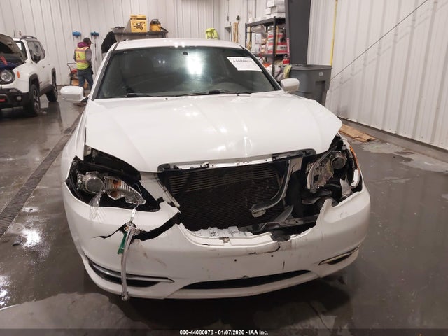 2013 CHRYSLER 200 1C3CCBAB2DN720249 Photo 5