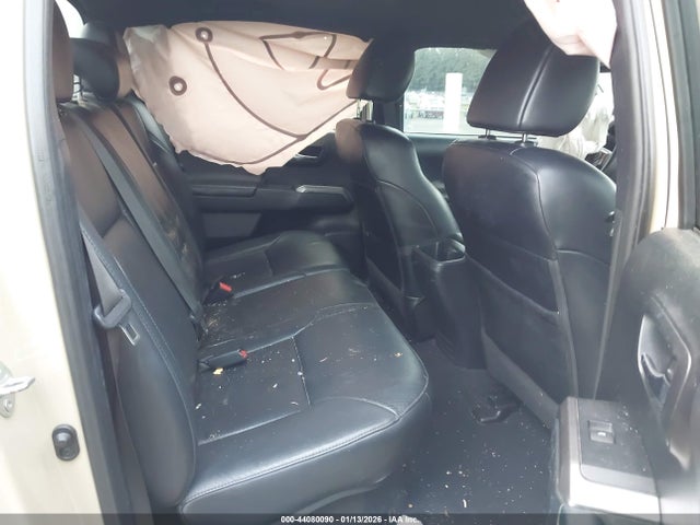 3TMGZ5AN2JM144823 Toyota Tacoma Limited