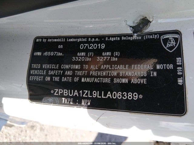 2020 LAMBORGHINI URUS ZPBUA1ZL9LLA06389 Photo 8