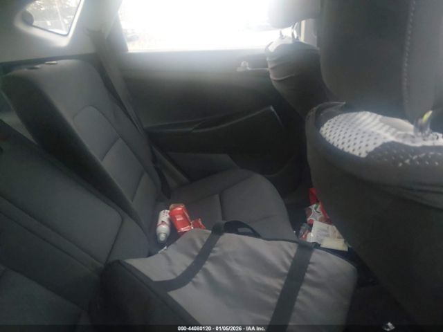 2018 HYUNDAI TUCSON KM8J2CA47JU670040 Photo 7