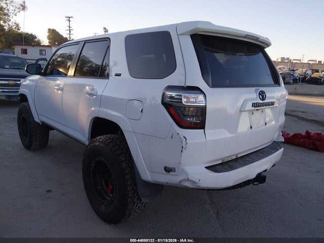 JTEBU5JR6K5640271 Toyota 4RUNNER SR5