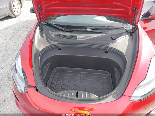 44080143 :رقم المزاد ، 5YJ3E1EB8NF192419 vin ، 2022 Tesla Model 3 Long Range Dual Motor All-wheel Drive مزاد بيع