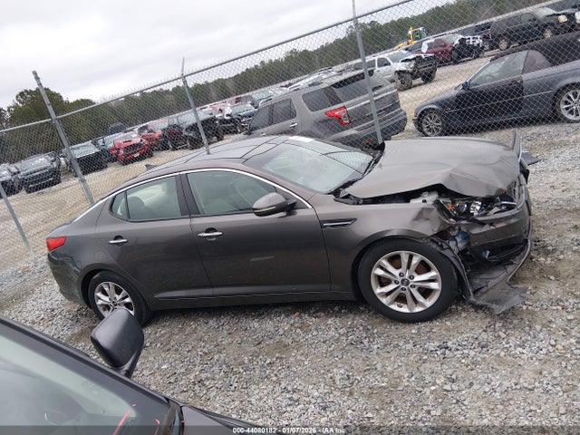 44080182 :رقم المزاد ، KNAGN4A79B5164529 vin ، 2011 Kia Optima Ex مزاد بيع