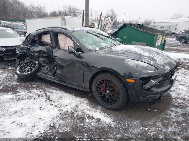 2018 PORSCHE MACAN WP1AG2A50JLB62960