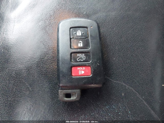 5TDKKRFH9GS125137 Toyota Highlander Xle V6