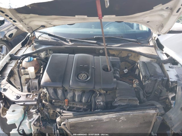 Продажа на аукционе авто 2013 Volkswagen Passat S, vin: 1VWAH7A30DC095157, номер лота: 44080243