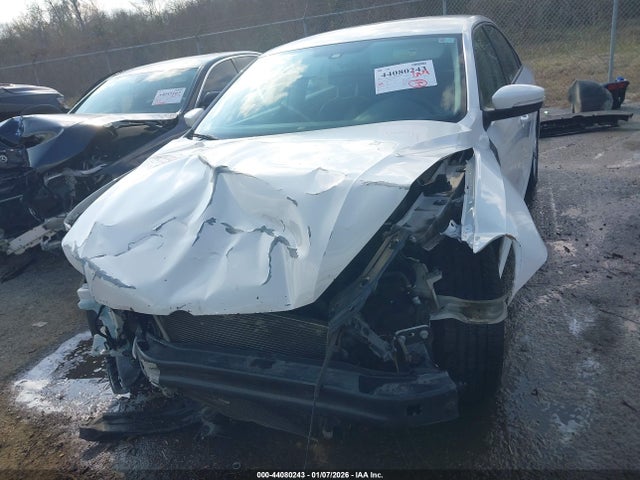 Продажа на аукционе авто 2013 Volkswagen Passat S, vin: 1VWAH7A30DC095157, номер лота: 44080243