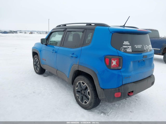 Jeep Renegade Trailhawk 2015 ZACCJBCT2FPB53252 Image 3