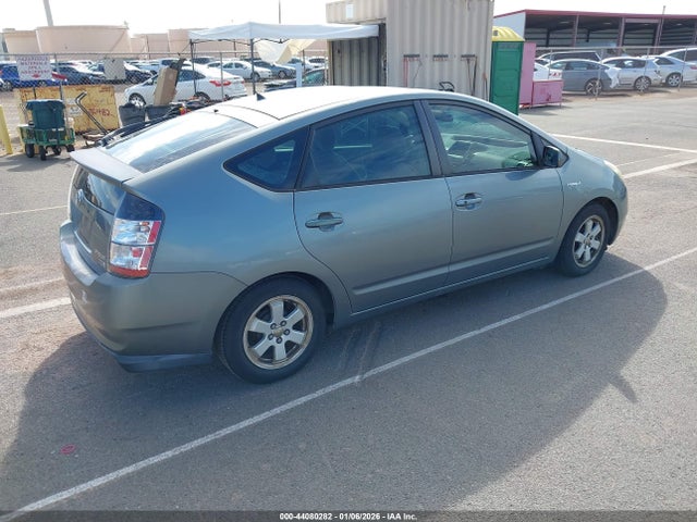 2004 Toyota Prius მანქანა იყიდება აუქციონზე, vin: JTDKB20U040099152, აუქციონის ნომერი: 44080282