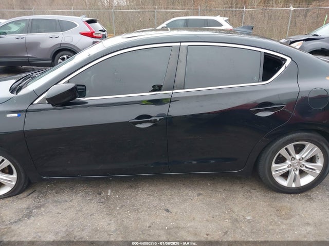 2013 Acura Ilx Hybrid 1.5l მანქანა იყიდება აუქციონზე, vin: 19VDE3F78DE300609, აუქციონის ნომერი: 44080295