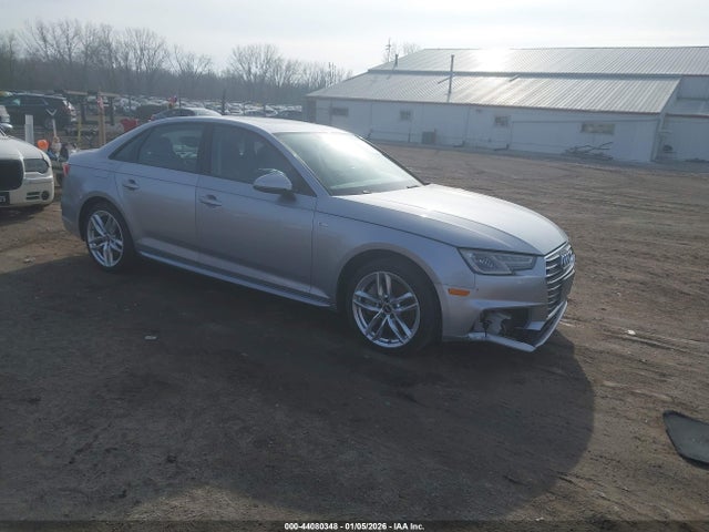 2017 AUDI A4 WAUDNAF4XHN044540 Photo 0