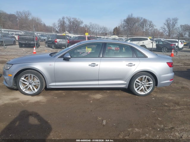 44080348 :رقم المزاد ، WAUDNAF4XHN044540 vin ، 2017 Audi A4 2.0t Season Of Audi Premium مزاد بيع
