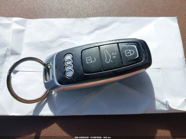 2022 AUDI A6 WAUD3BF25NN062398 Photo 10