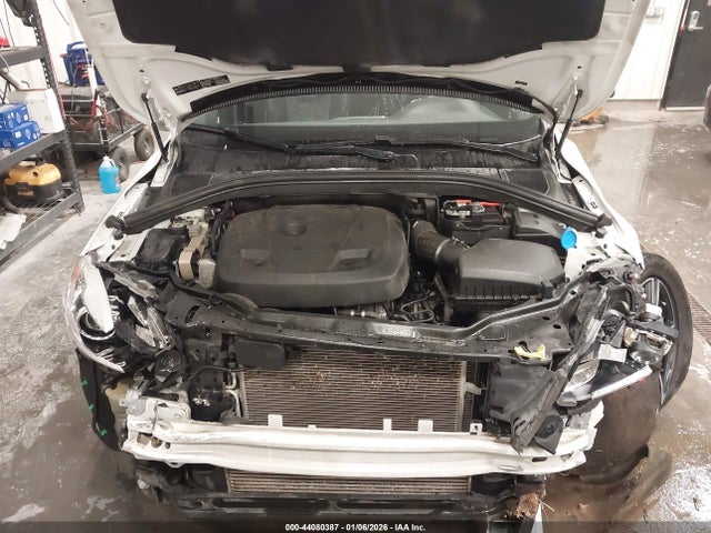 2017 VOLVO XC60 YV449MRS0H2035993 Photo 9