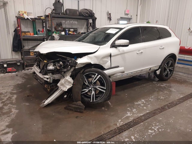 2017 VOLVO XC60 YV449MRS0H2035993 Photo 1