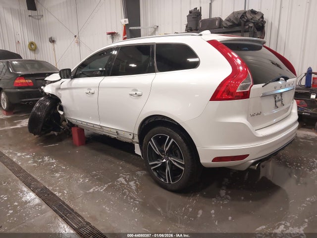 2017 VOLVO XC60 YV449MRS0H2035993 Photo 2