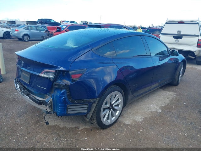 2022 TESLA MODEL 3 5YJ3E1EB9NF176567 Photo 3