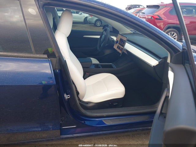 2022 TESLA MODEL 3 5YJ3E1EB9NF176567 Photo 4