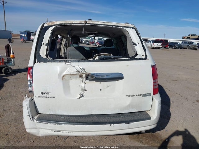 44080482 :رقم المزاد ، 2A4RR5D11AR346637 vin ، 2010 Chrysler Town & Country Touring مزاد بيع