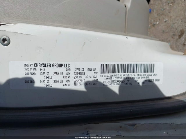 44080482 :رقم المزاد ، 2A4RR5D11AR346637 vin ، 2010 Chrysler Town & Country Touring مزاد بيع