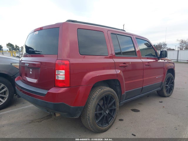 1C4NJPBAXFD304729 Jeep Patriot Sport