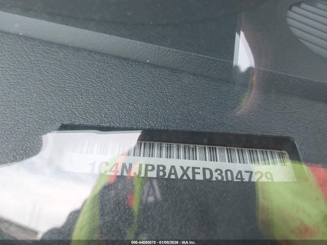 1C4NJPBAXFD304729 Jeep Patriot Sport
