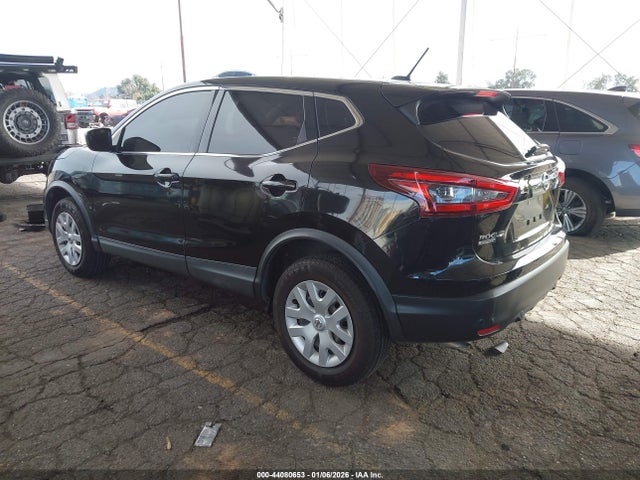 2020 NISSAN ROGUE SPORT JN1BJ1CV5LW270767 Photo 2