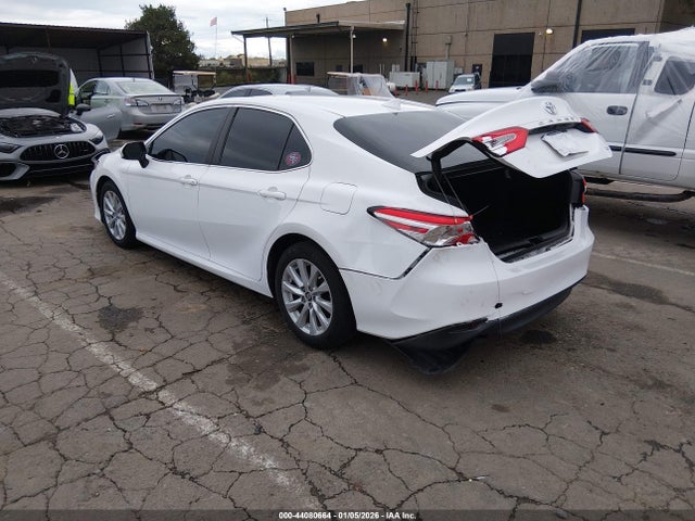 4T1B11HKXKU758341 Toyota CAMRY LE