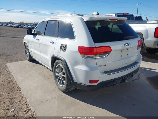 2015 JEEP GRAND CHEROKEE 1C4RJFBG3FC676810 Photo 2