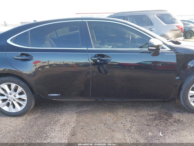 2014 Lexus Es 300h მანქანა იყიდება აუქციონზე, vin: JTHBW1GG8E2068198, აუქციონის ნომერი: 44080748