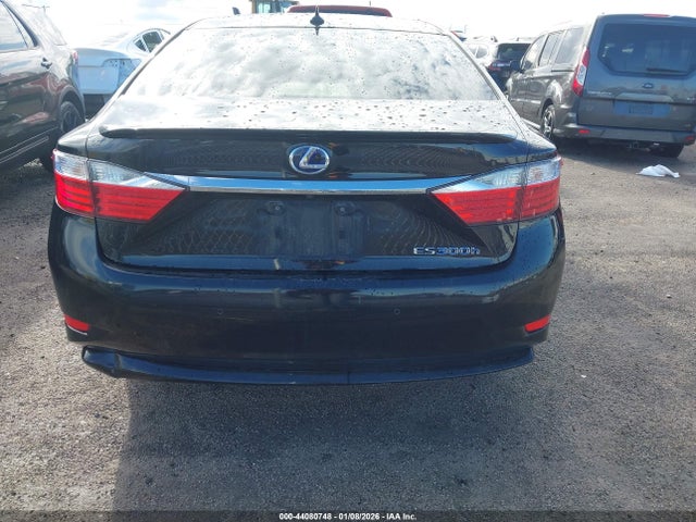 2014 Lexus Es 300h მანქანა იყიდება აუქციონზე, vin: JTHBW1GG8E2068198, აუქციონის ნომერი: 44080748